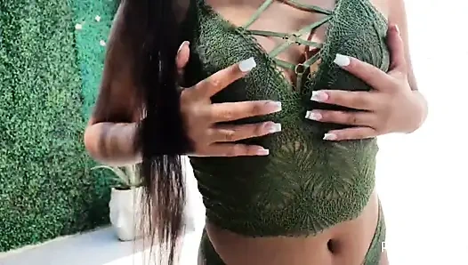 Minyon ama fark edilmeyen kıvrımlı