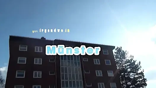 Горячая милфа в чулках заставляет меня чувствовать удовольствие