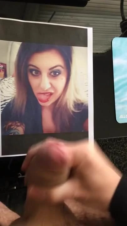Cum On Pic tribute to HotWifeinKilleen 2