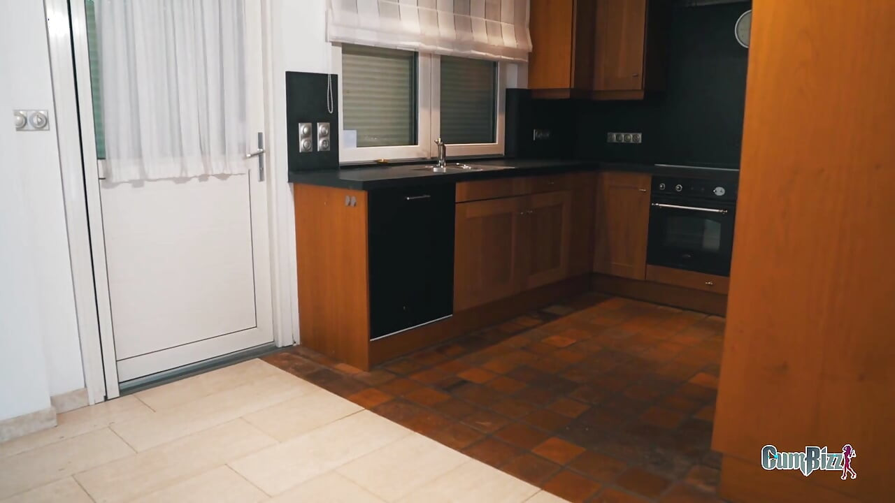 Stepmama Mia Stepson Fucks MILF with Big Boobs