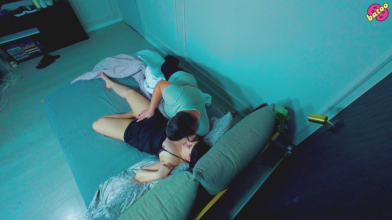 Hot Wife Gets Her Good Morning Pussy Eating Orgasms