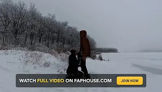 Kepergok 3 kali ngentot di luar ruangan