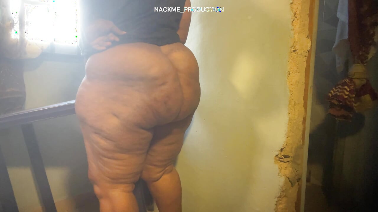 Мой муж отказывается купить мне некоторые секс-игрушки, и он всегда вдалеке, так что я делаю это для себя, так что я всегда возбуждена