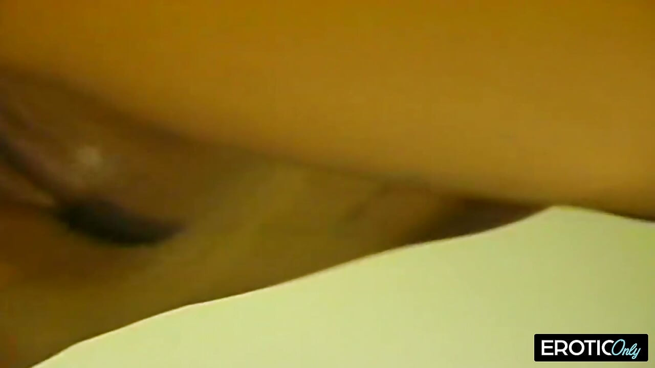 Anal Sluts Backing It Up Hard