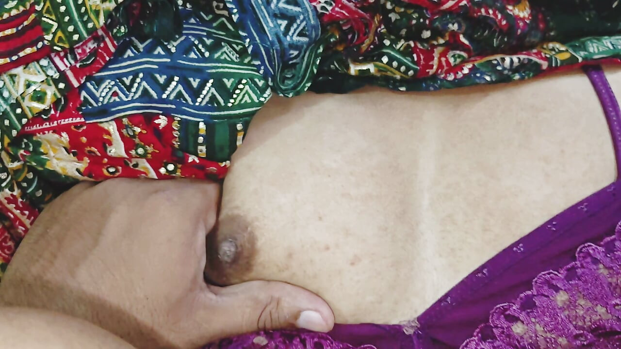 Desi Attractive Student and Teacher Hard Fucking video. A Beautiful Girl Wants to Suck Cock