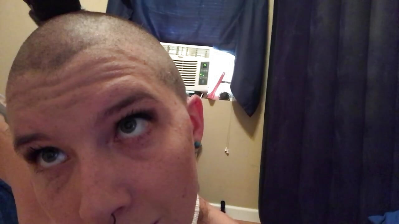 Careca pequena aberração