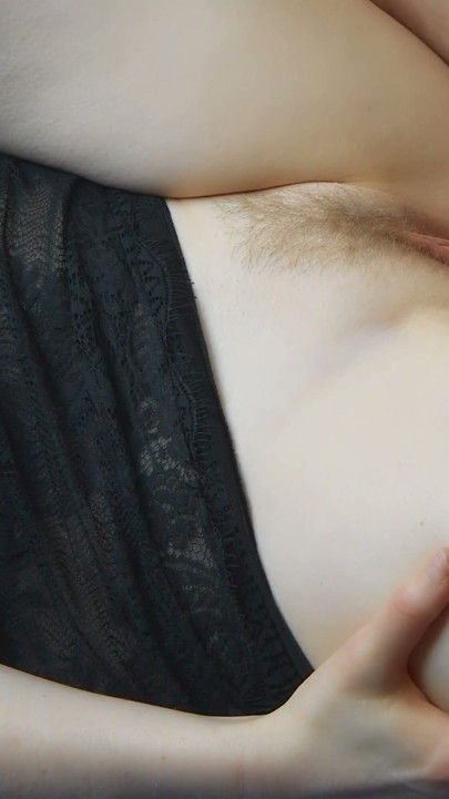 I manipulate Sohimi Clitoris Vibrator on sensitive pussy meaty lips until orgasms, and as a thank you, I can cum on her pussy | Clip 1