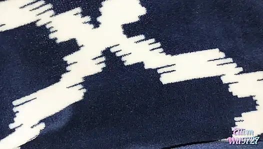 Xxx desi üvey kızımı siktiğimde sonra amının çok sevimli olduğunu görüyorum