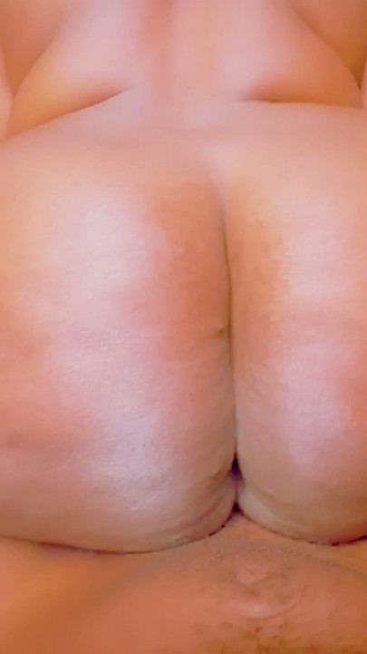 Big Butt Stepmom Caught