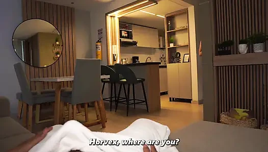 Чем вы занимаетесь?! - Грудастая мачеха в конечном итоге оказывается без полотенце в ванной после того, как ее пасынок играет над ней шалостью