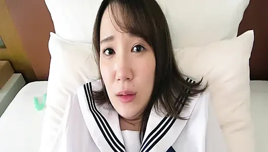 Dia bertahan dengan apa yang tidak pernah dia pilih