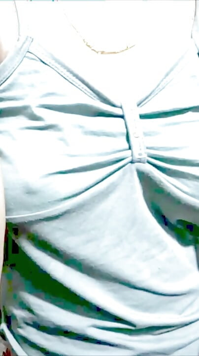 Azijska devojka vreli goli ples.