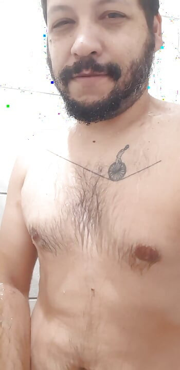 Amateur sous la douche 1