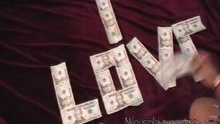 Оргазм с деньгами