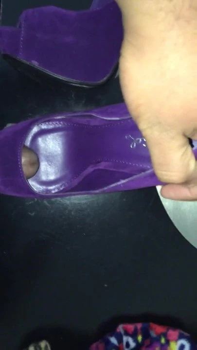 Sneaky heel cum in friends sisters dorm room