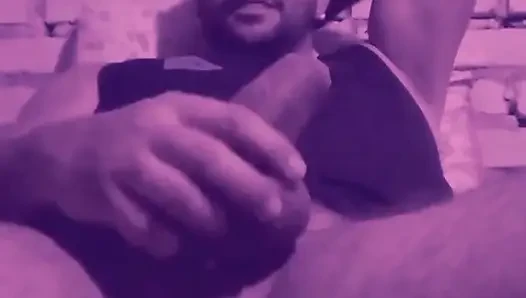 Ağır çekimde taşaklarım sallanıyor