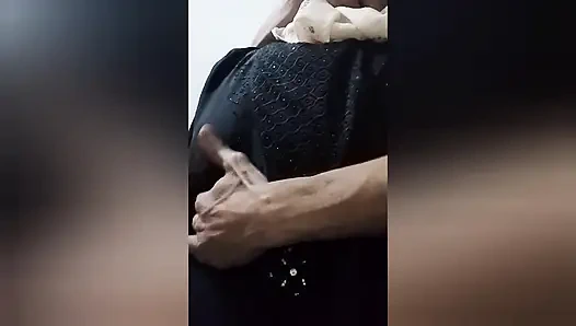 Desi ehefrau des nachbarn hinterhältig fickt auf der treppe