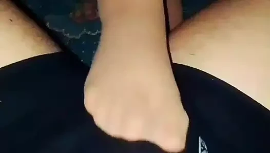 Дрочка ногами
