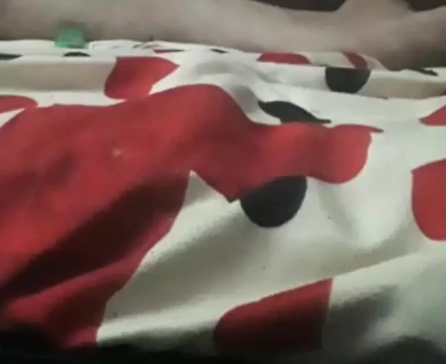 indian boy masturbsting