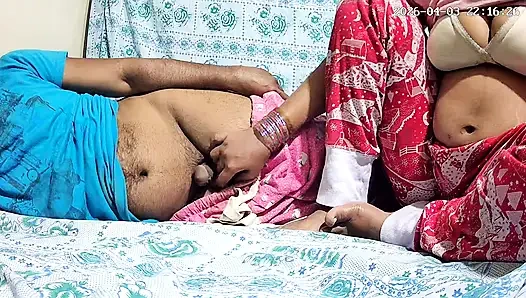 Hintli öğretmen ve öğrenci sınıfta seks yapıyor 28765