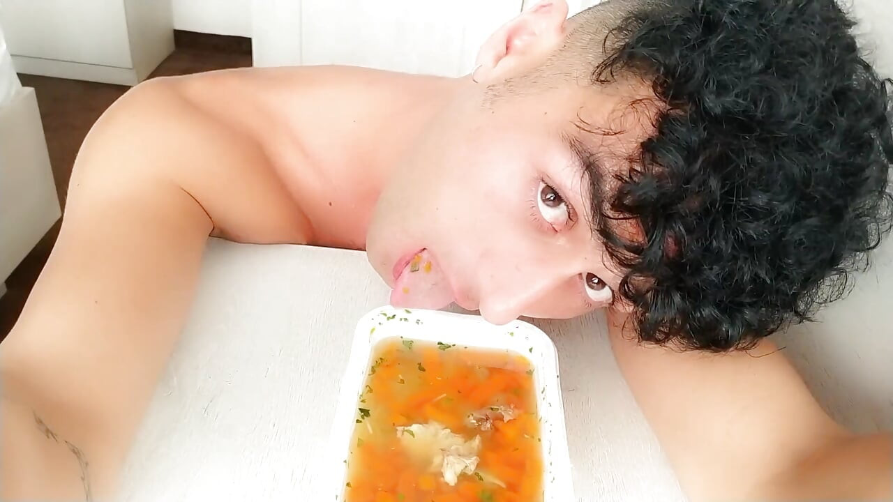 khud ke viry ke saath soop - svad dene vaale bhojan ko restaran se apne svad ke saath vitrit kiya gaya aur ise chakhna