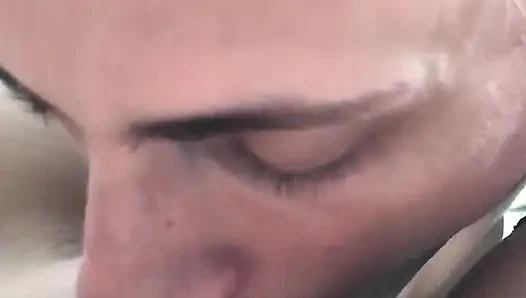 Pacarku nggak mau jilat memek becekku