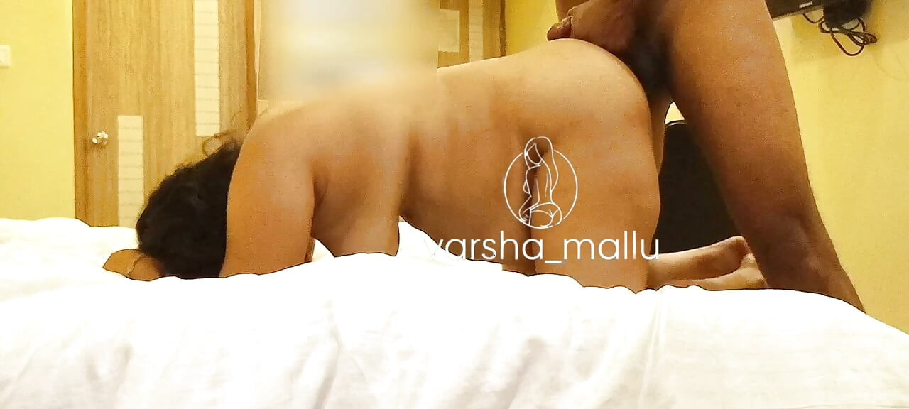 트레일러 - Varsha Mallu 바람난 아내가 뒷치기로 박히고 정액으로 뒤덮이다