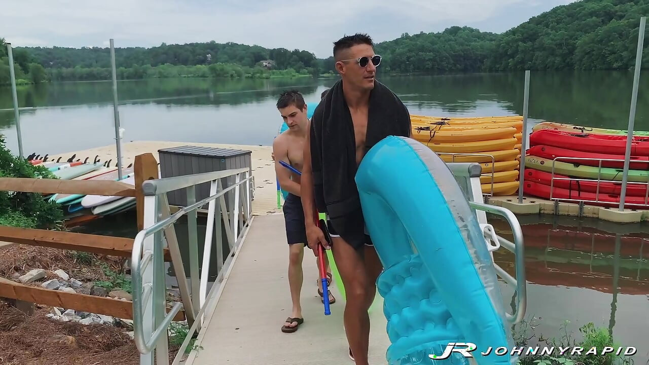 ジョニー・ラピッド・パーカー・ヘイズがジョニー・ラピッドと共に、熱くて生々しく遊び心あふれるルームセッシュに参加