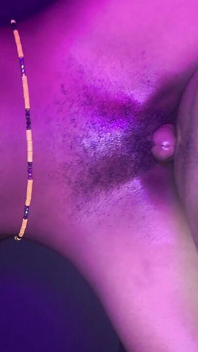 Sexet Hot Afrikansk Liderlig Teenager Sutter, Slibning Saftig Fisse På Hård Pik Og Knepper POV