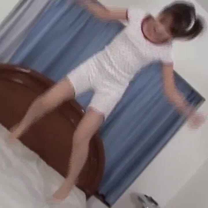 Playful Asian MILF Shows off Her Perfect Curves