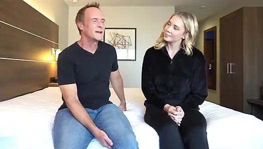 Pria yang lebih tua dctrousersnake seks anal sama sophia sterling - permainan peran vid rumah awal untuk mengajari sophia anal