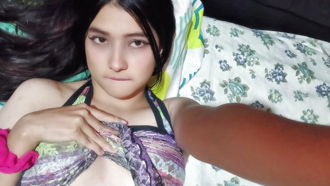 STEPSISTER, CAN I SHOWER WITH YOU? In my bathroom without water to bathe