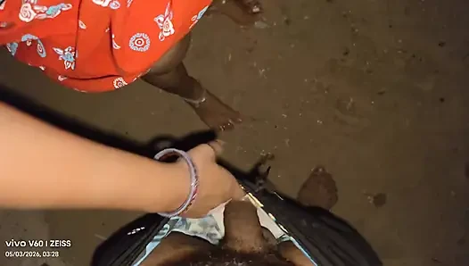 Bhabhi ko rat ke andhere mai choda