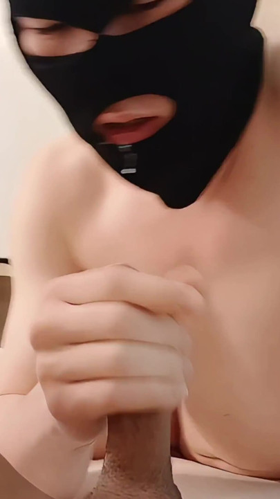Cum in mouth with a straight guy | Clip 1