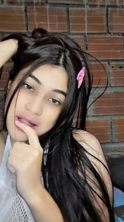 Porn actress yuliethgomez