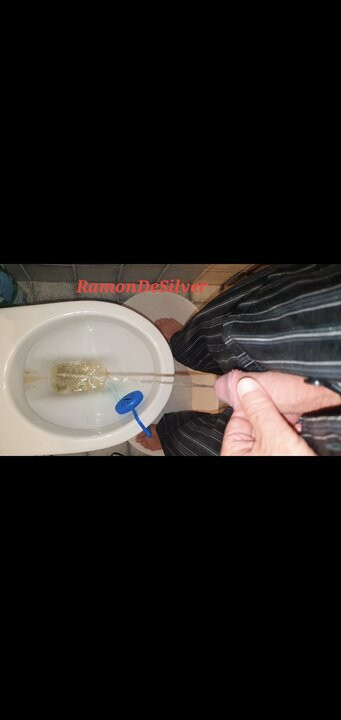 Master Ramon's good morning piss champagne for breakfast