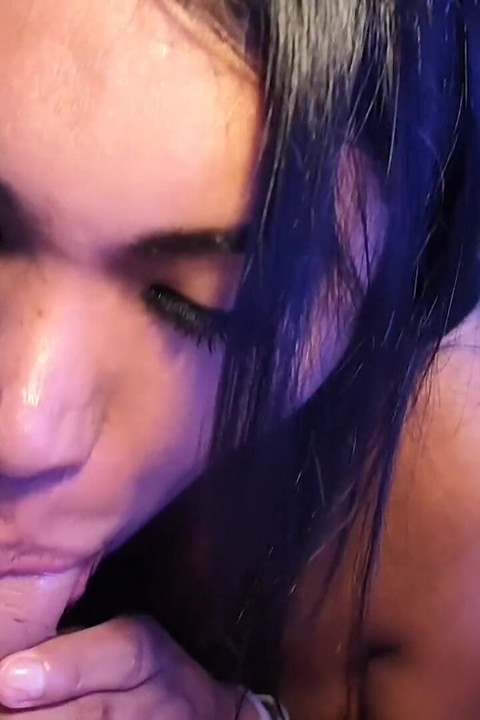 Inesquecível boquete, garganta profunda, gozada facial, deve ver