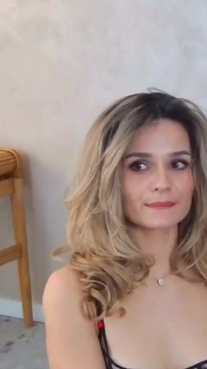 HelenWaldorf Makes It Feel Intimate | Clip 1