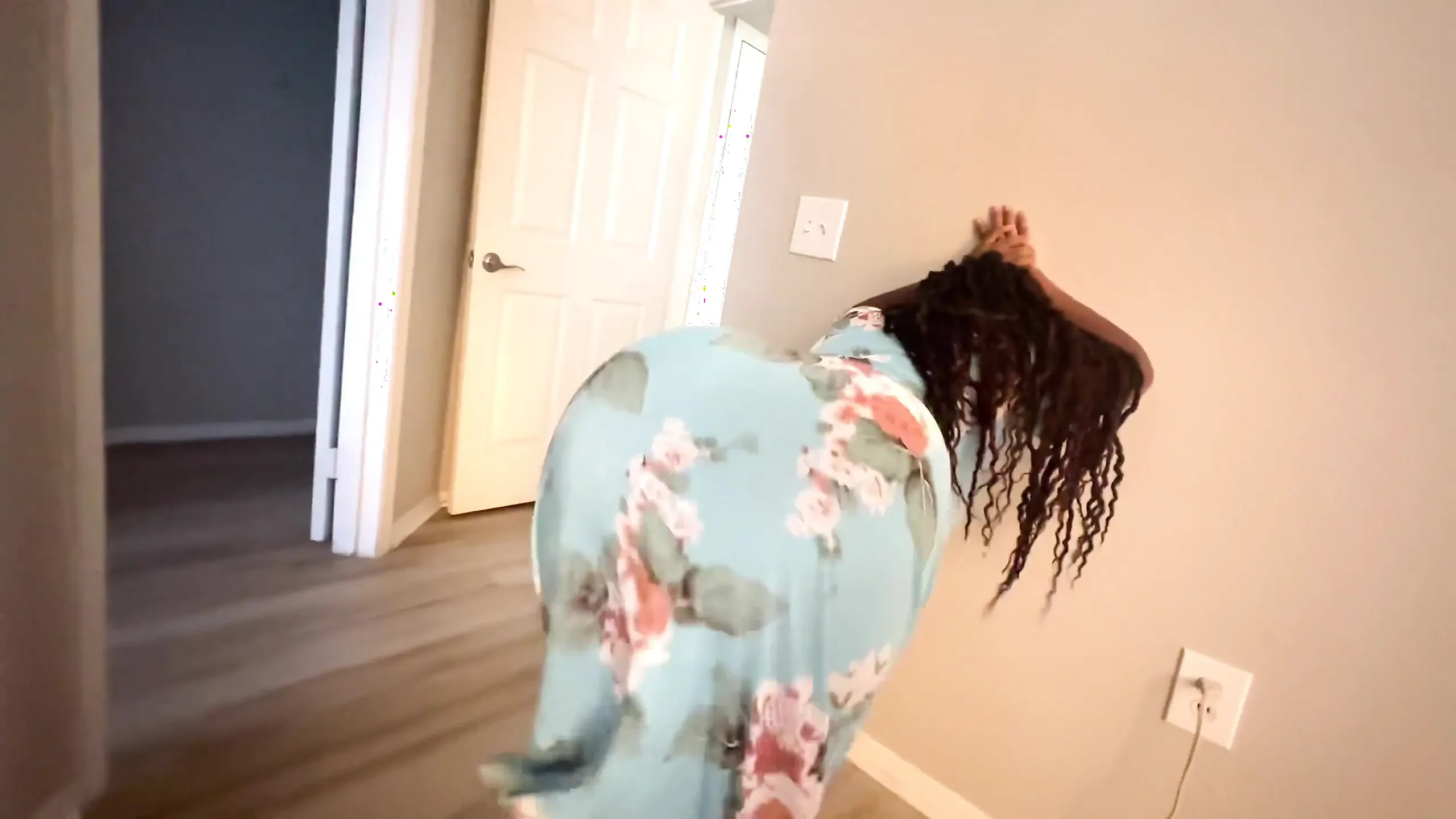 Quicky with a Thick Black Booty in Sundress