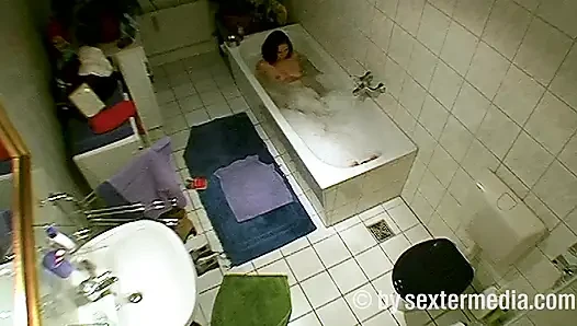 MILF Macht Körperpflege Im Bad