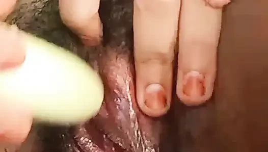Desi college teen masturbation mit finger-banane und carror