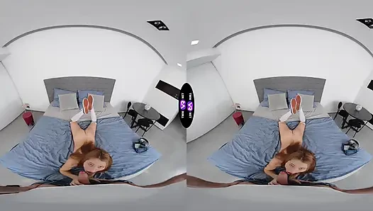 Грудастая Lucianna Luci жестко исполняет ее эротические фантазии - TmwVRnet