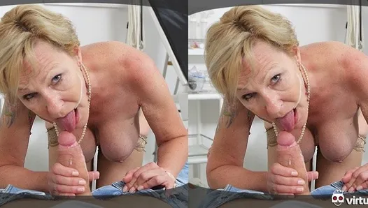 Horny granny lets you pummel her meat wallet like if it were a boxing bag