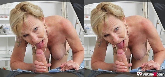 Horny granny lets you pummel her meat wallet like if it were a boxing bag