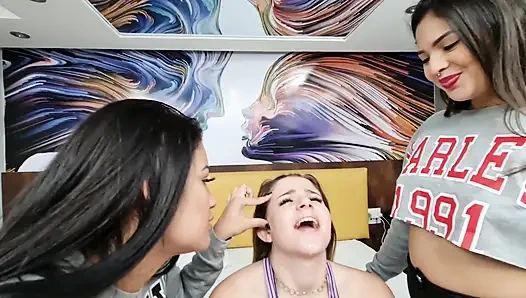 Meludah gang bang pesta ludah ekstrem