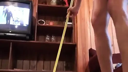 Ibu tiri seksi sahabat