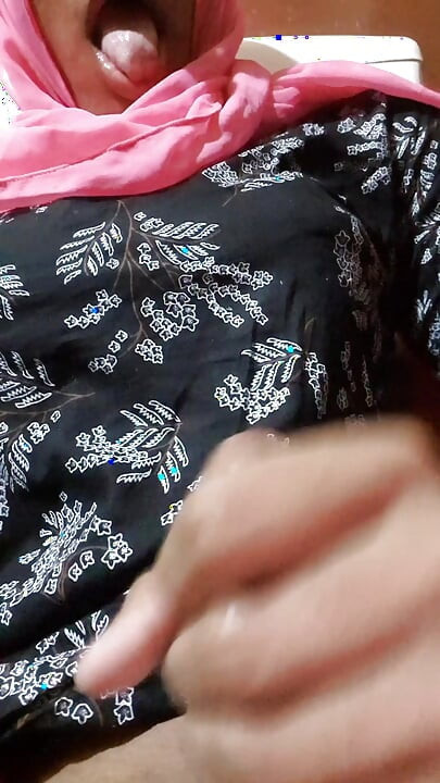 Desi hijabi gay femboy homemade masterbation
