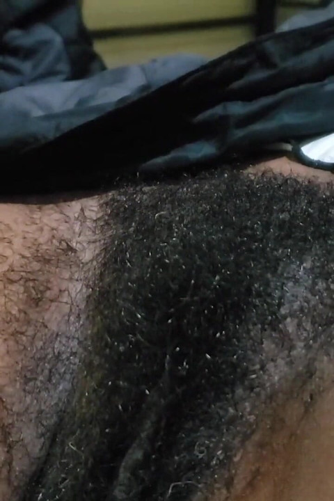 Hairy Pussy Babe Enjoys a Bold and Sensual Experience with Confident Energy, Raw Chemistry and Intimate Connection