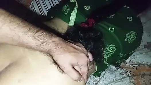Istriku Membuat Malam Ini Spesial