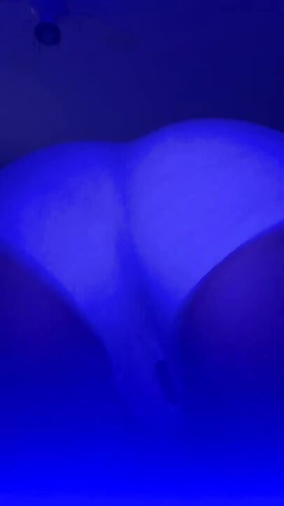 Big Booty Twerking in Blue Light